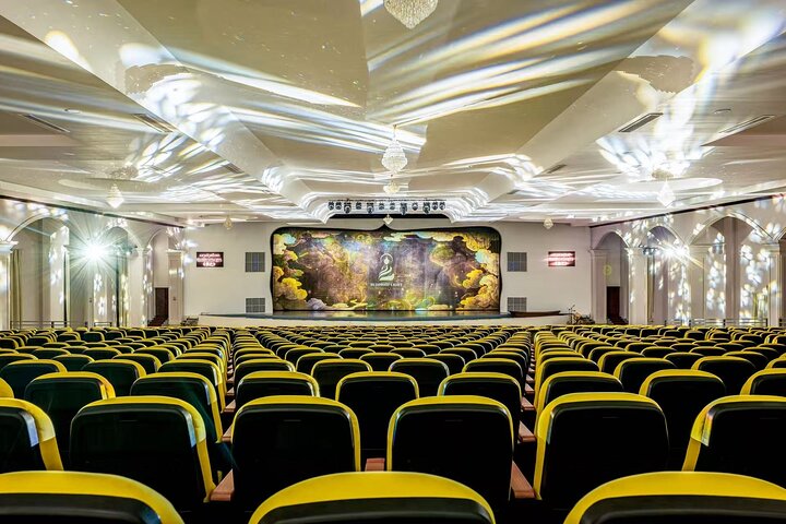 Luang Praban Buddha's Light Stage Show Ticket