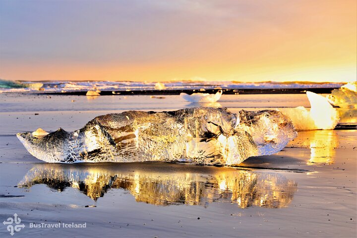 Glacier Lagoon & Diamond Beach Tour from Djúpivogur