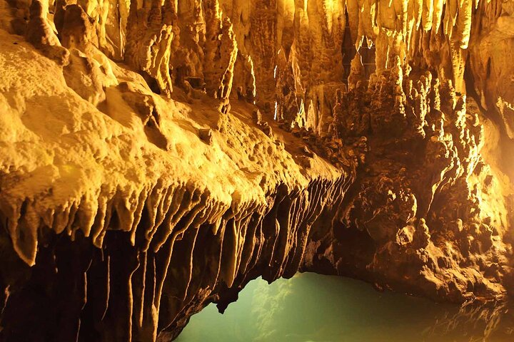 Thessaloniki:Kastoria city Mavriotissa Monastery Dragons Cave