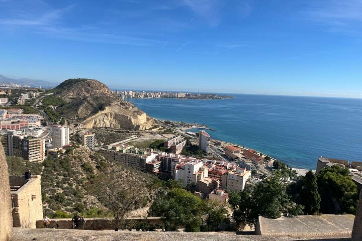 Alicante Highlights Tour for Cruise Passengers with Port Pickup