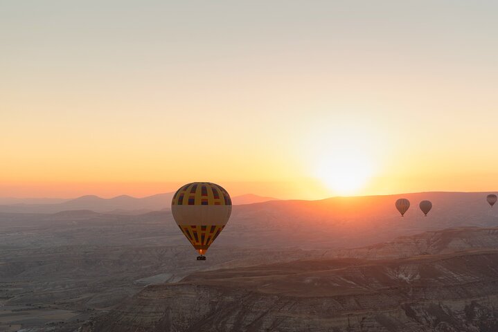 From Antalya Pamukkale Hot Air Balloon Flight with Lunch