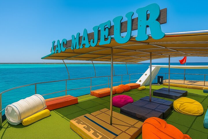 Excursion to Kuriat Island by Yacht