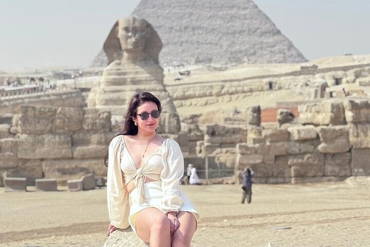 Half Day Tour Giza Pyramids& Great Sphinx with Private Tour Guide