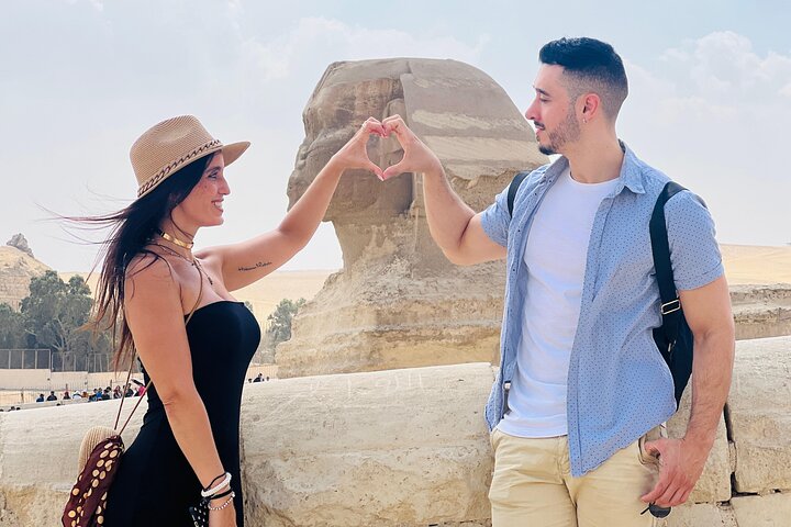 Half Day Tour Giza Pyramids& Great Sphinx with Private Tour Guide