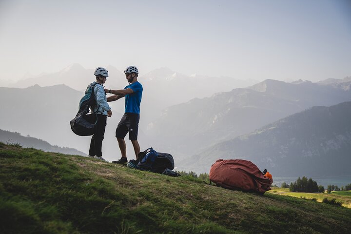 Tandem Paragliding in Interlaken