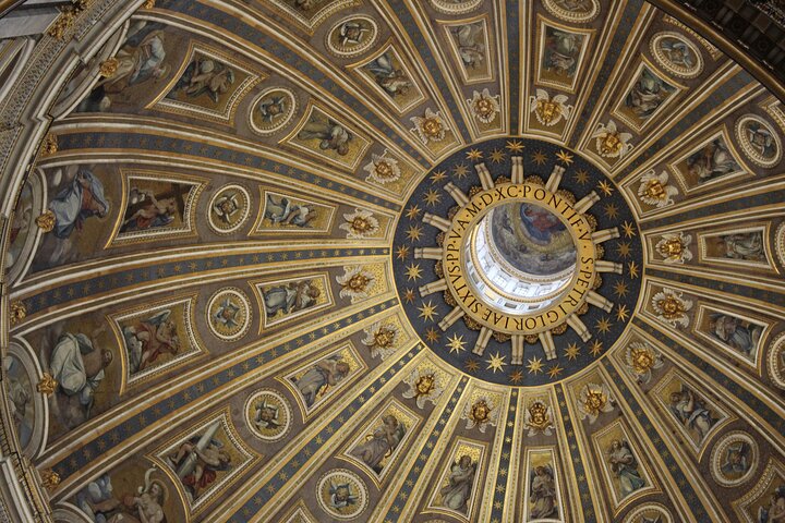 Skip-The-Line Vatican Museums,Sistine Chapel & Optional Basilica