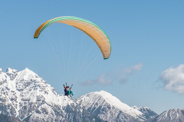 Paragliding Tandem with World Champion, Stubaital