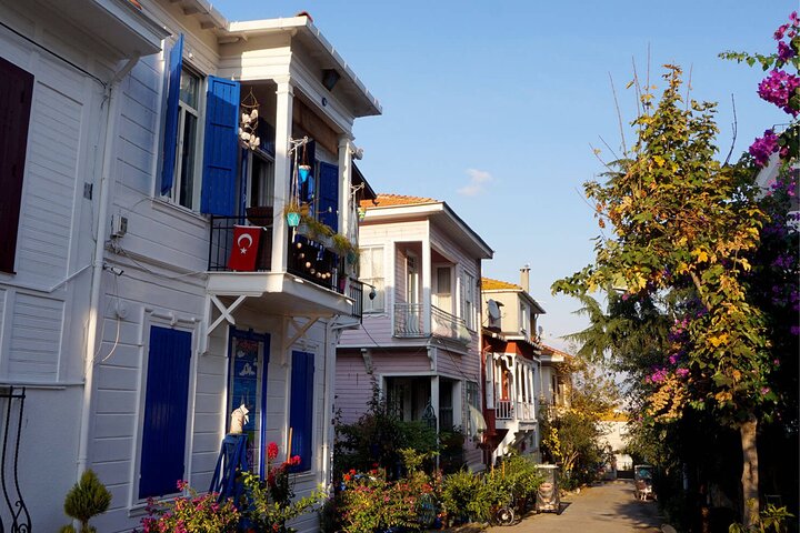 Istanbul Princes' Islands Cycling Tour
