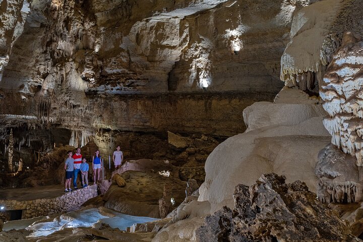 Natural Bridge Caverns Discovery Cavern Tour