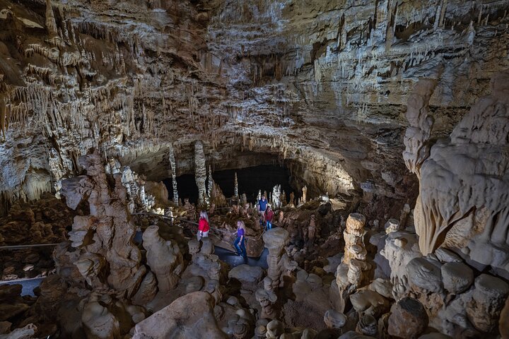 Natural Bridge Caverns Discovery Cavern Tour