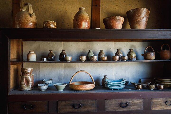 Shiga: Discover the Living Tradition of Shigaraki Pottery