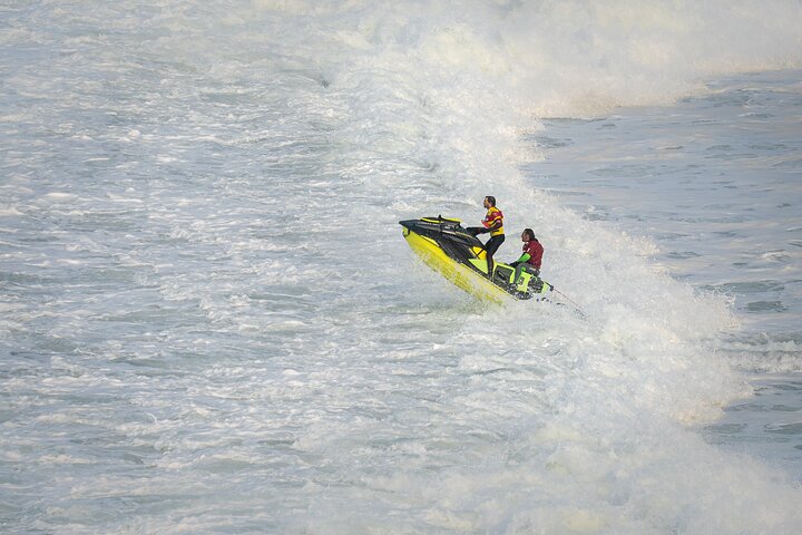 Nazaré Big Wave Experience
