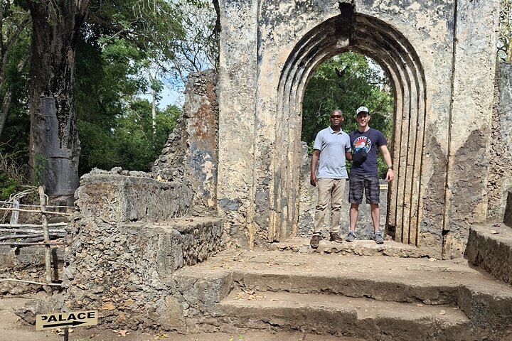 Gede Ruins and Malindi Tour