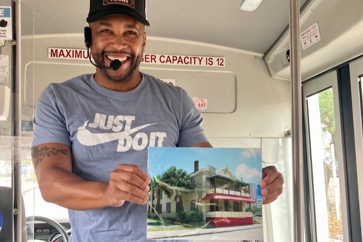 Small Group Tampa Sightseeing City Bus Tour