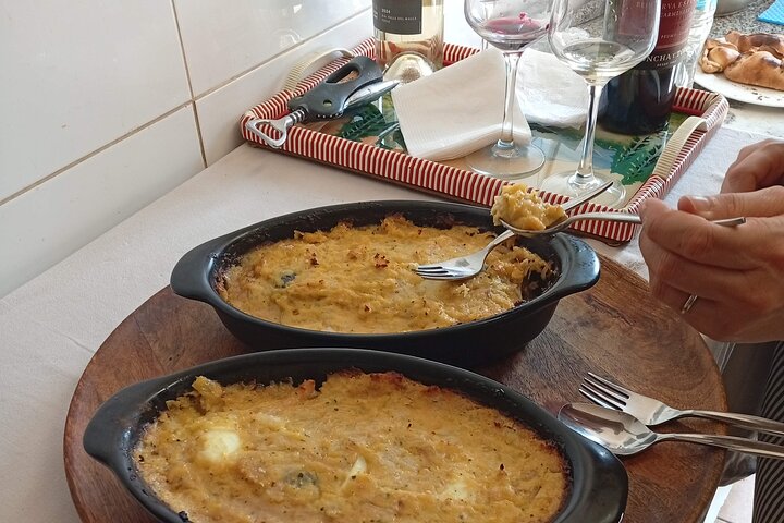 Punta Arenas : Typical Chilean Cooking Class + Chilean Wine