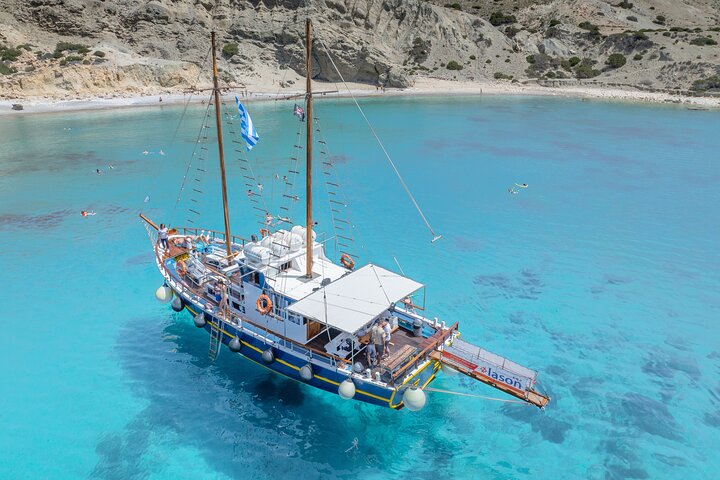 Daily Cruise - Koufonissia & Rina Cave