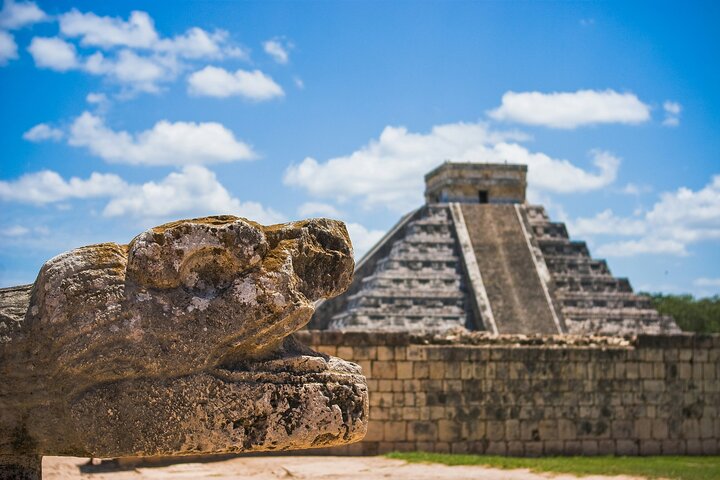 Merida : Chichen Itza, Izamal and Cenote with lunch and pick up