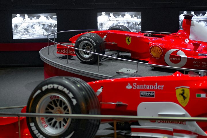 Ferrari passion in Maranello and exclusive lunch at Il Cavallino