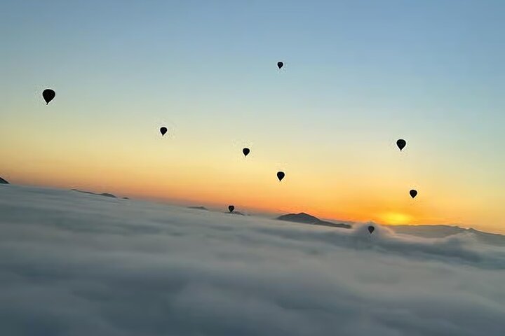 Marrakech Sunrise Hot Air Balloon & Berber Breakfast