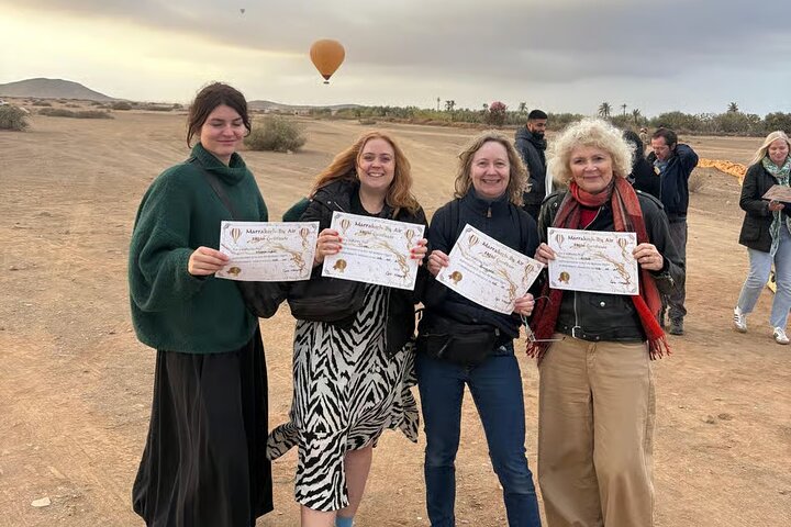 Marrakech Sunrise Hot Air Balloon & Berber Breakfast