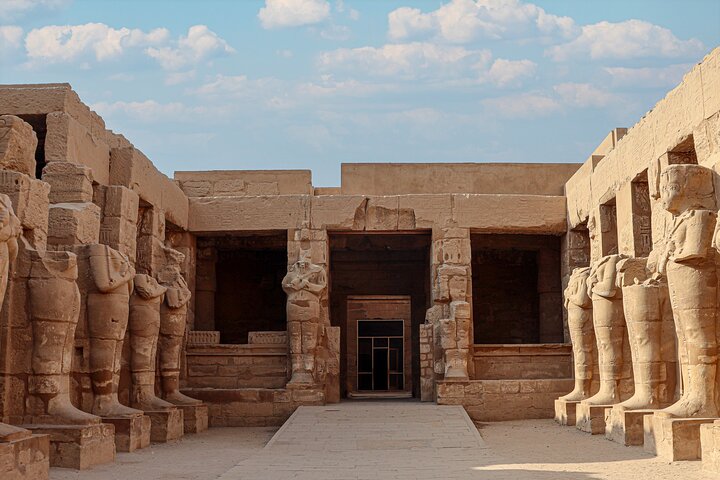 Full day trip to Luxor with littel Group & Tutankhamun Tomb