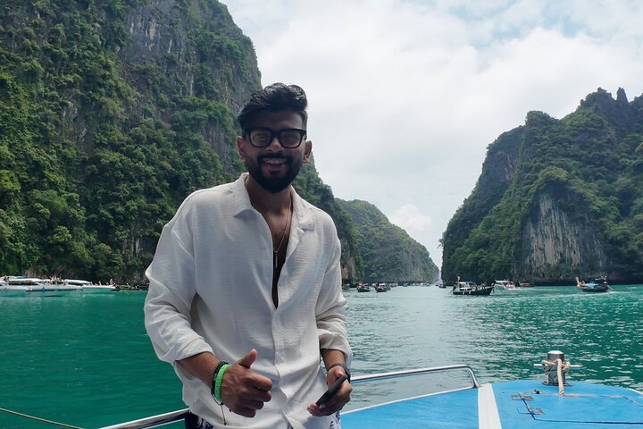 Phi Phi Islands Premium Speedboat Adventure Day Tour from Phuket