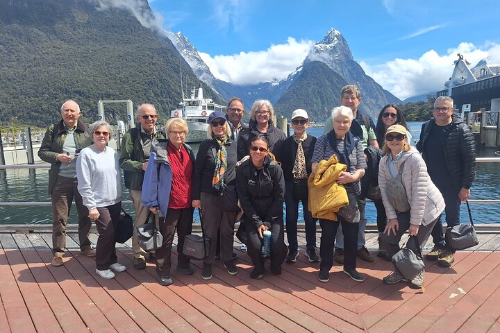 Premium Milford Sound Tour, Cruise & Lunch from Te Anau