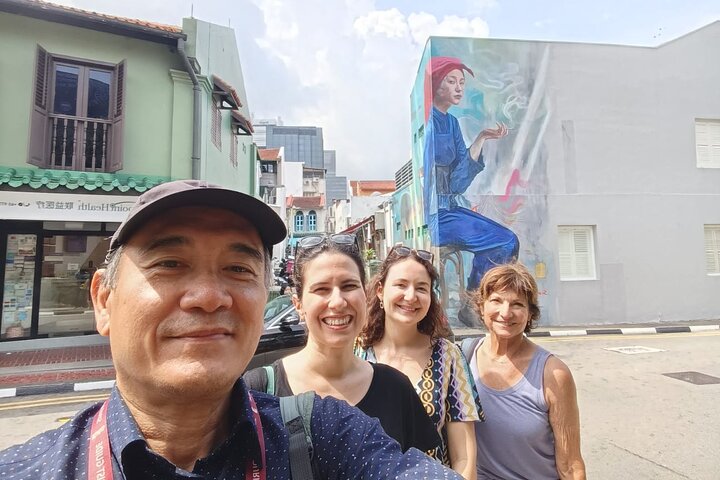 4-hour Chinatown, Little India, and Arab Street Walking Tour