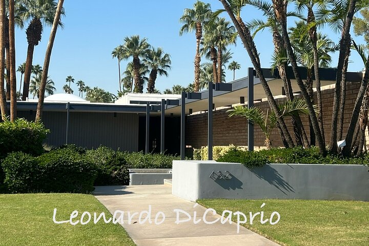 Explore Palm Springs Celebrity Homes in Style
