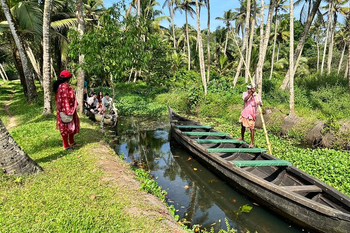 Full Day Backwater Village Punting Boat Cruise