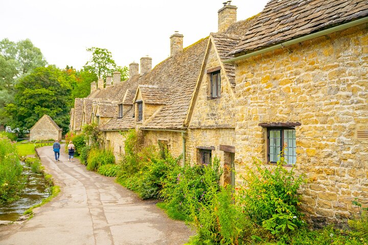 Cotswolds Day Tour from Oxford - Explore Downton and Beyond