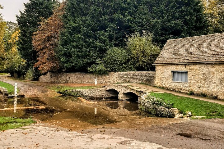 Cotswolds Day Tour from Oxford - Explore Downton and Beyond