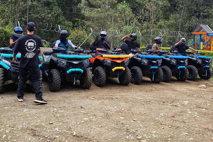 Medellin : Off-Road Adventure in ATV, Quad-Adrenalin-waterfall