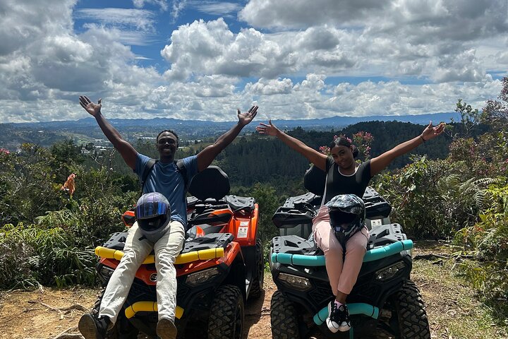 Medellin : Off-Road Adventure in ATV, Quad-Adrenalin-waterfall