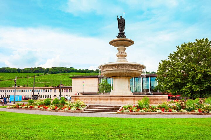 Hello Würzburg: Private 2-Hour Intro City Walk with Local Guide