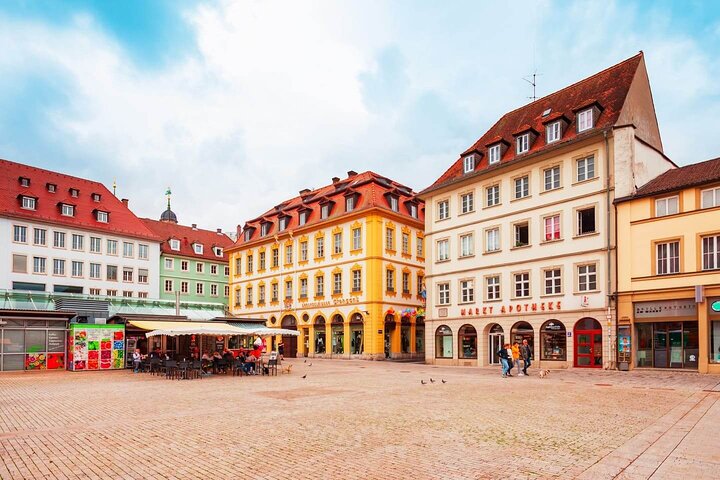 Hello Würzburg: Private 2-Hour Intro City Walk with Local Guide