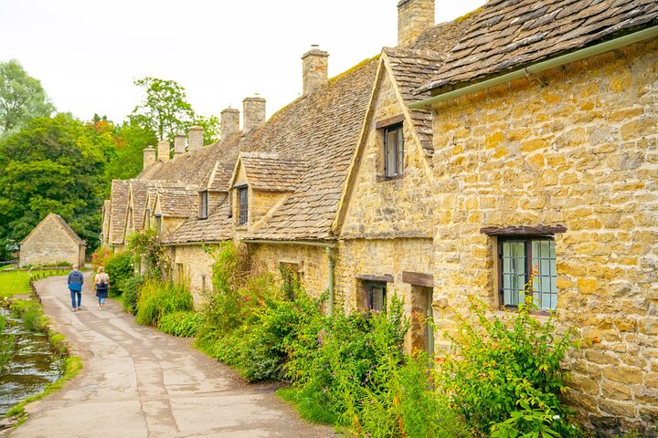 Cotswolds in a Day Tour from Moreton-in-Marsh / Stratford-on-Avon