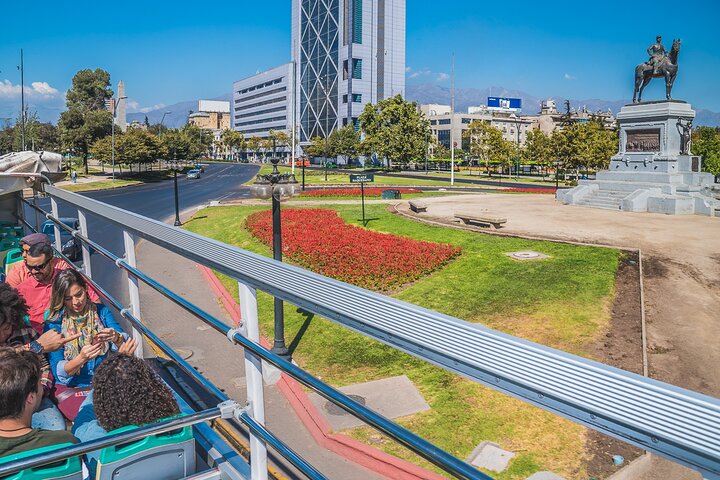 Cable Car, Funicular and Sightseeing Bus in Santiago one day