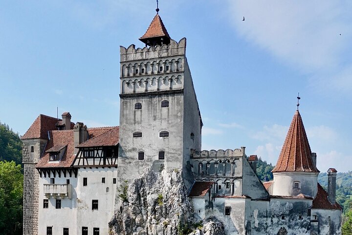From Brașov Bran Castle, Peleș, Cantacuzino and Sinaia
