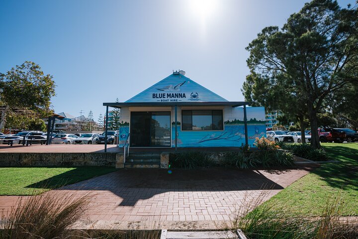 6 Person Fishing Boat Rental in Mandurah
