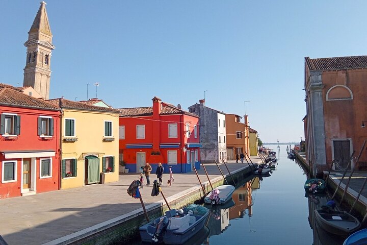 Burano and Mazzorbo A Colorful Dream of Lace and History