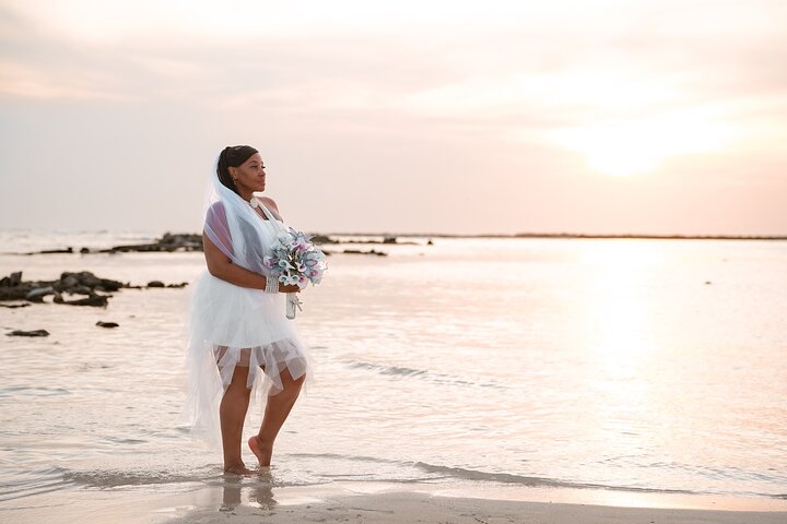 Private Vacation Photoshoot with Photographer in Nantucket