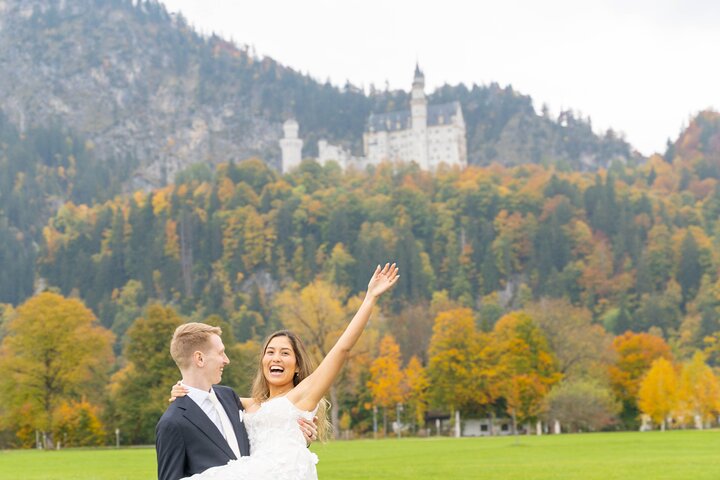 Neuschwanstein Castle Couple, Wedding & Portrait Photoshoot