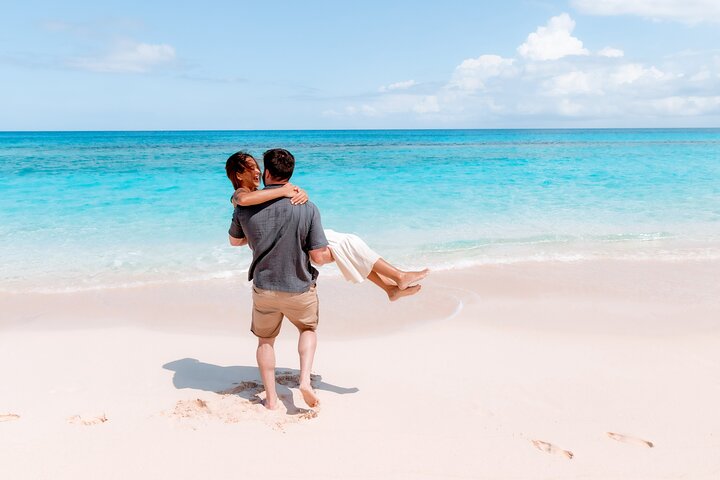 Private Vacation Photoshoot with Photographer in Seychelles