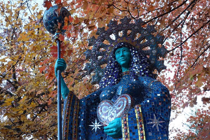 70-Minute Guided Downtown Eureka Springs Walking Tour