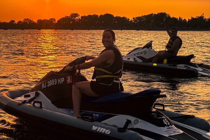 Statue of Liberty and Brooklyn Bridge Jet Ski Tour of New York