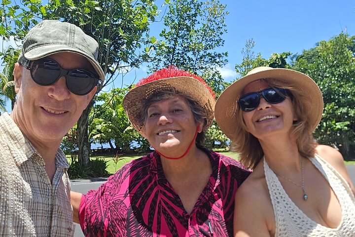 Small Group Shared Half Day Tahiti Tour Waterfalls&Scenic Coast