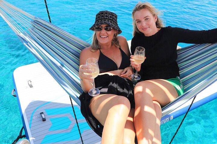 Major Tom -Sailing Day Cruise, with Snorkeling, Lunch & More!