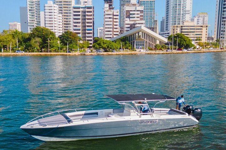 Cartagena's Rosario Islands 5-Site Boat Tour with Lunch & Snorkel