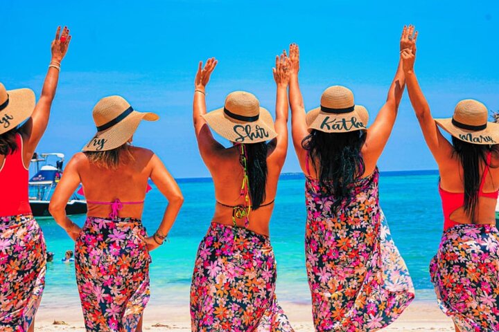 Cartagena 5 Island Hop Tour: Lunch, Snorkel, Beach Clubs, & More
